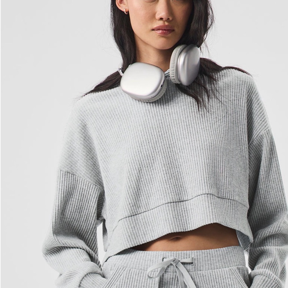 Alo Muse Hoodie in Athletic Heather Gray